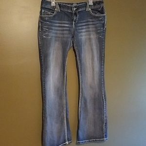 Maurices jeans